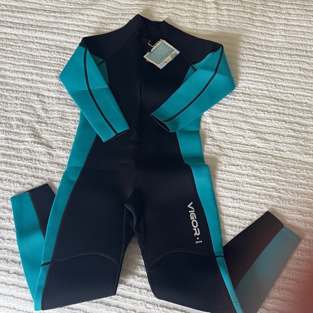Hevto Boy’s Youth 16 Black and Blue Swim Neoprene Wetsuit - Picture 2 of 10